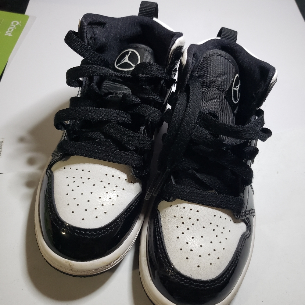 EUC Kids Jordan 1
